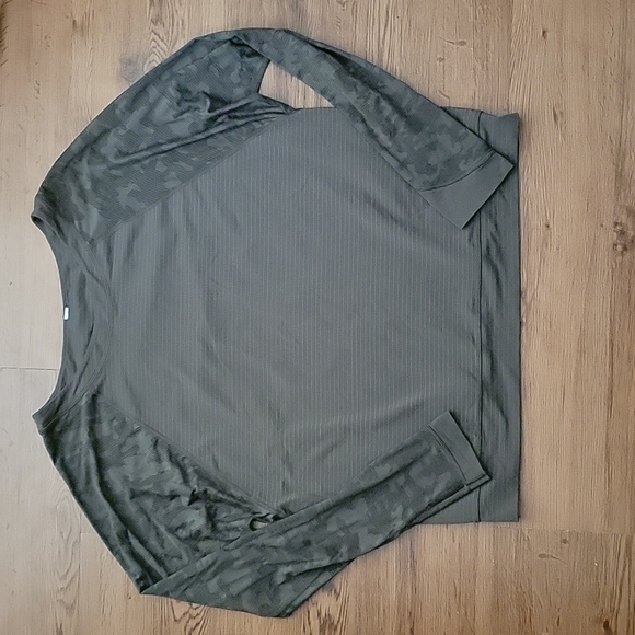 lululemon athletica Tops - Lululemon Run for Days Long Sleeve